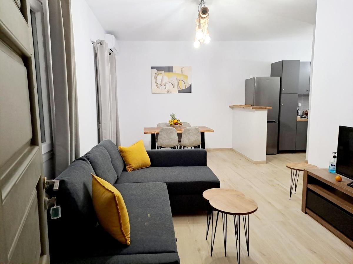 Πλατανακι 2 Seaview Apartment Andros Town Ngoại thất bức ảnh